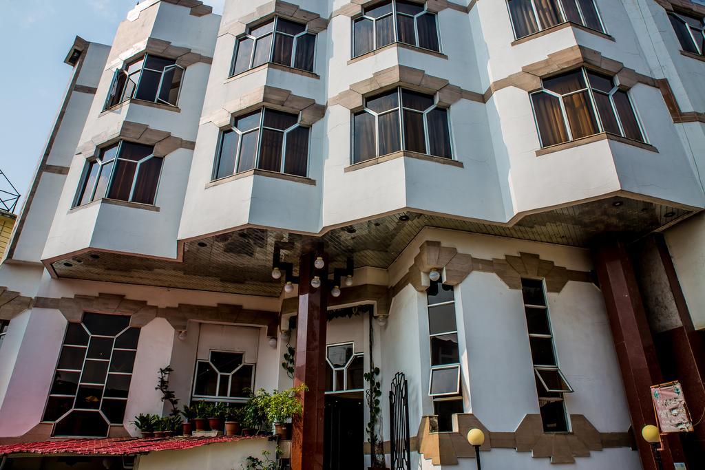 Hotel Pegasus Crown Shillong Exterior photo